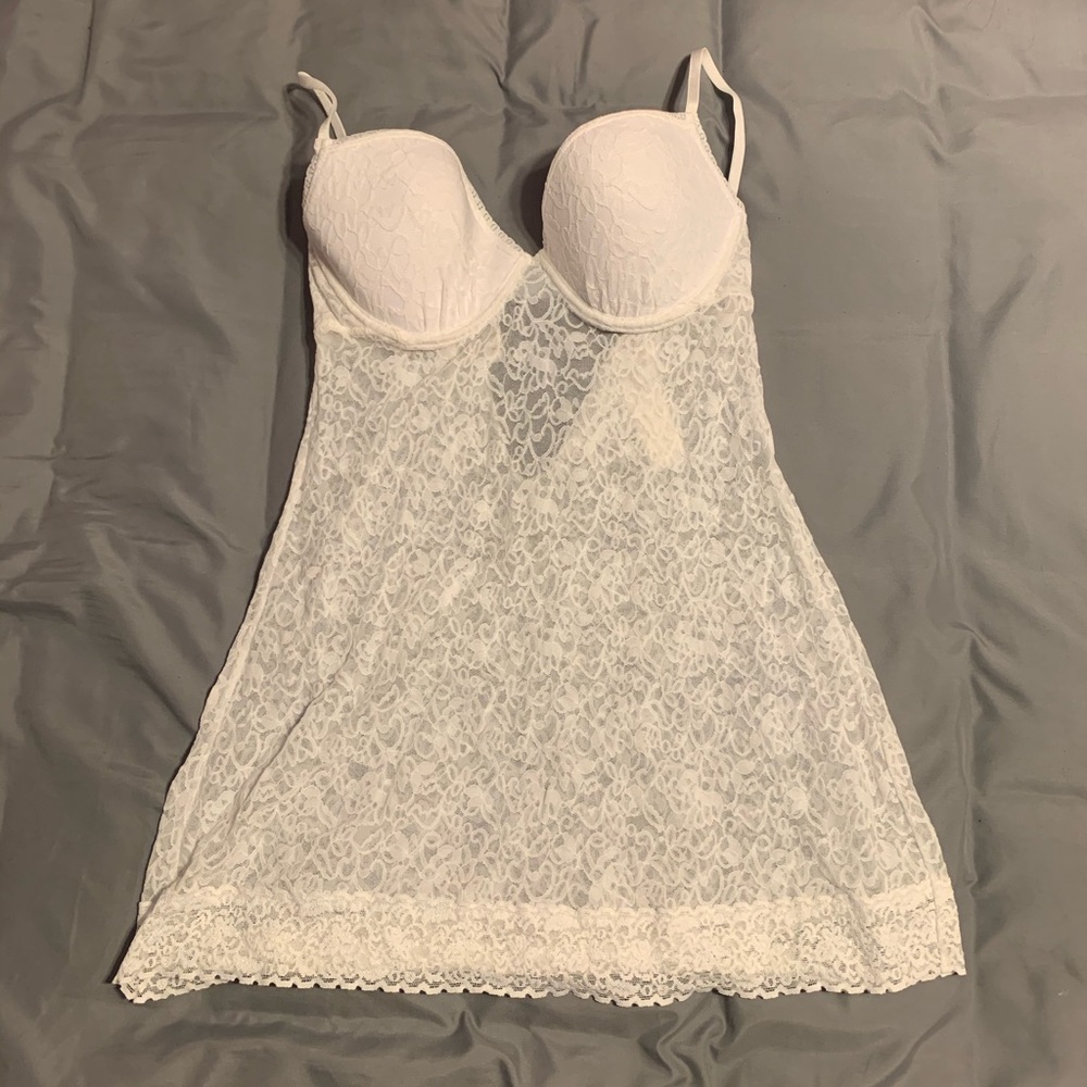 Victoria’s Secret “the lacie” gown